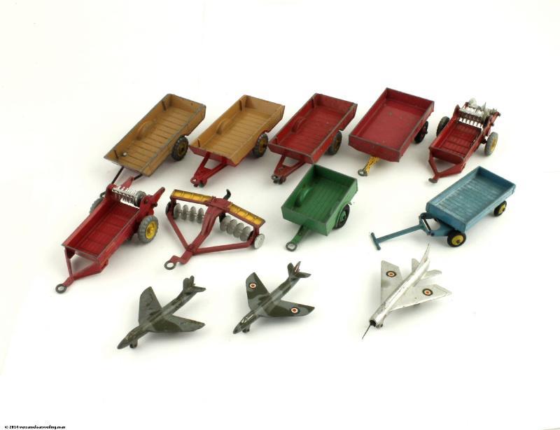 Lot Dinky Toys (12x)