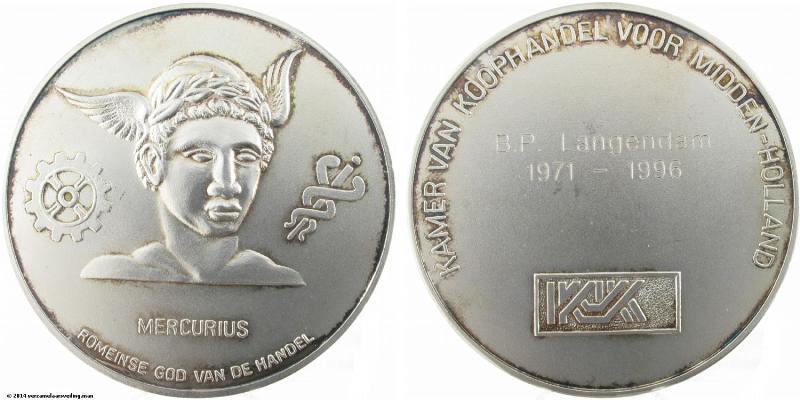 1996 Erepenning verleend door de Kamer van Koophandel voor Midden-Holland.