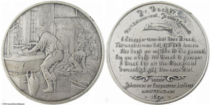 Zilveren penning uit de serie van Johannes en Caspaares Luiken. De Backer.