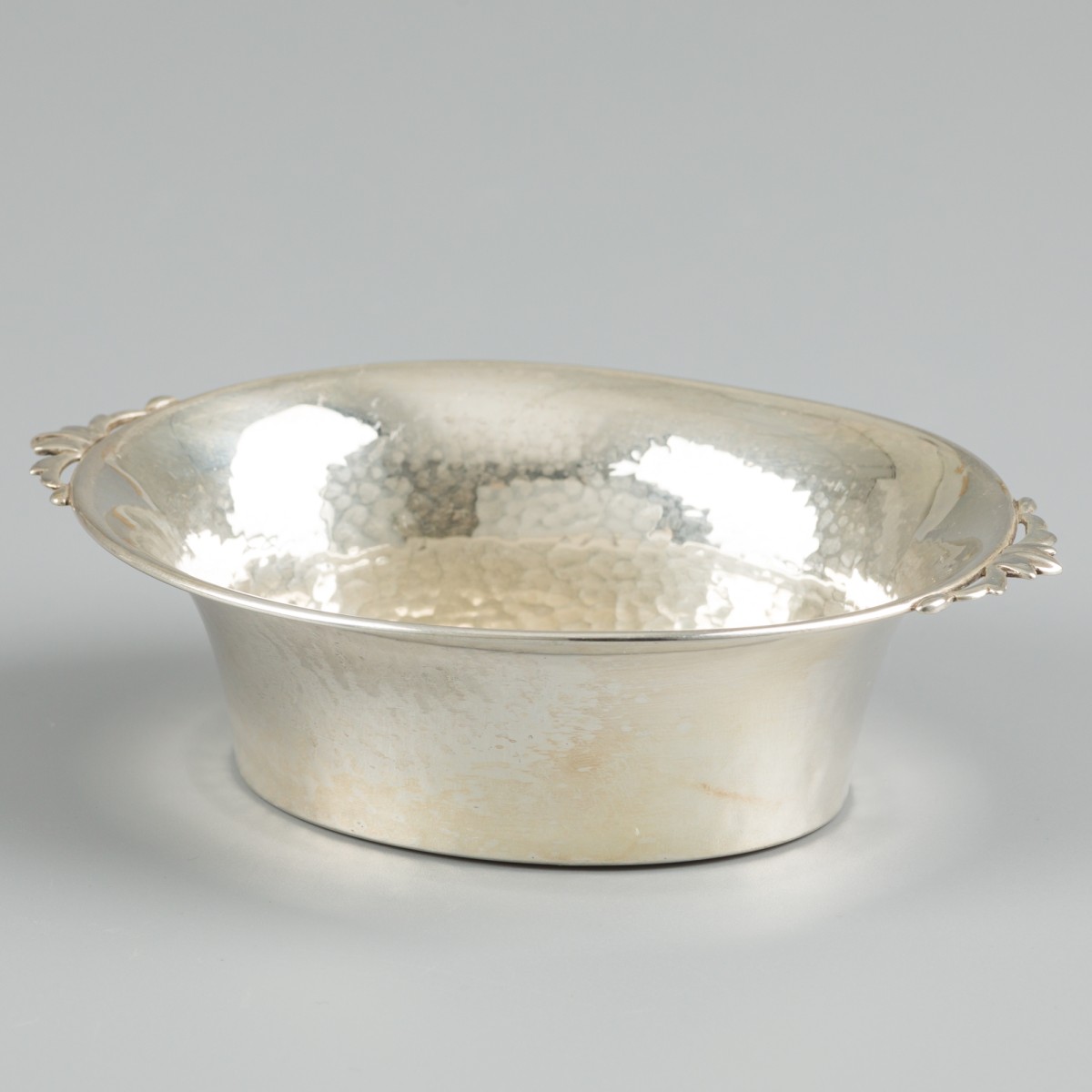 Bonbonmandje zilver.