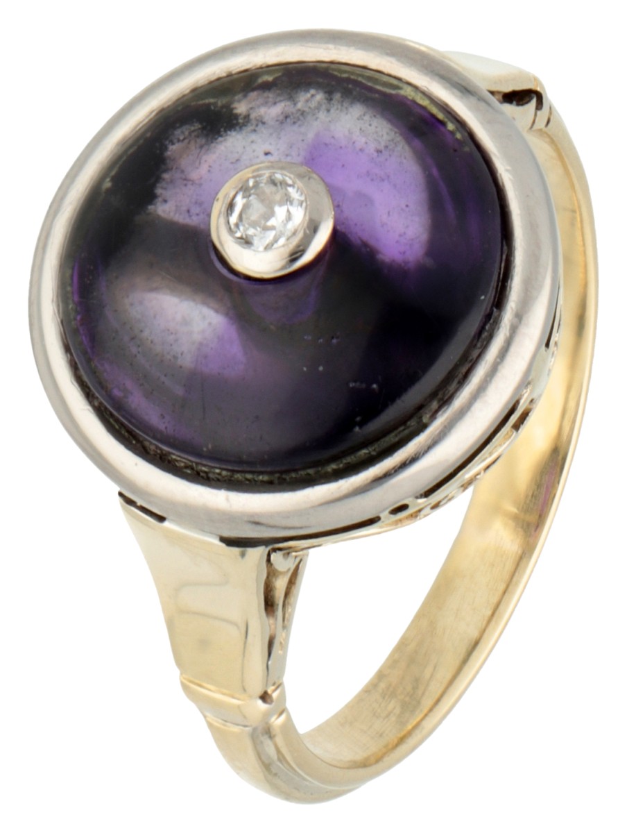 BWG 12K geelgouden ring bezet met amethist.