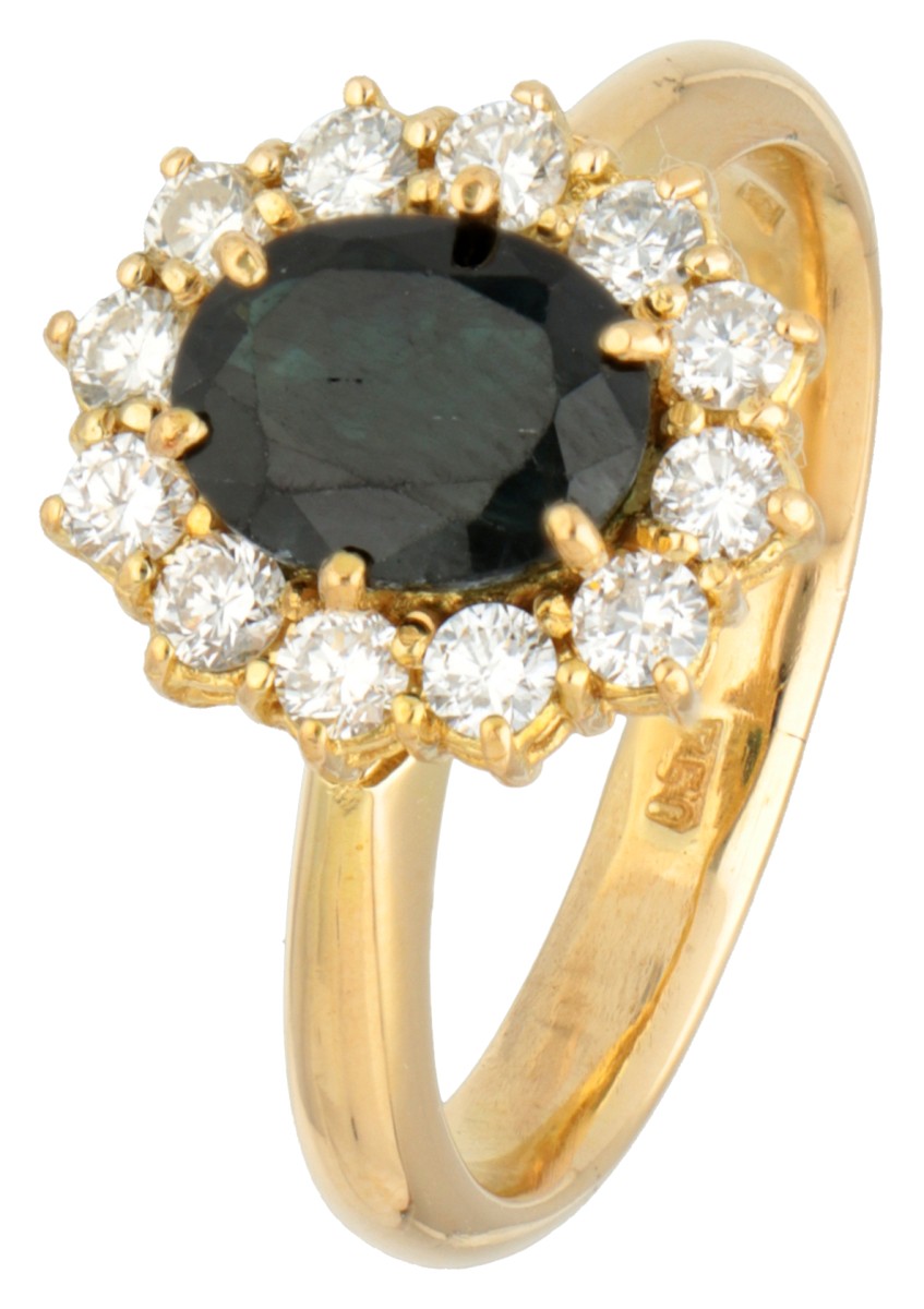 18K Geelgouden entourage ring bezet met groene saffier en diamant.