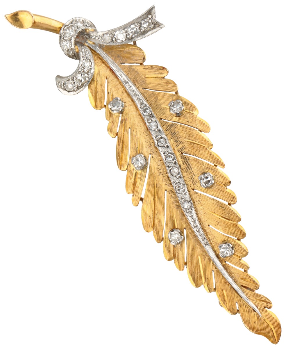 Gouden / platina veerbroche bezet met ca. 0.12 ct. diamant.