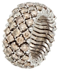 No reserve - DeLatiari 18K witgouden flexibele alliance ring bezet met ca. 5.28 ct. champagne diamanten.