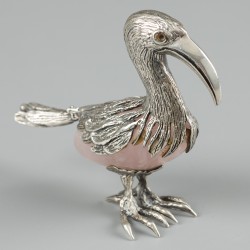 Miniatuur papegaai en toekan met agaat en zilver.