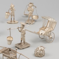 7-delig lot miniaturen, Chinese export, JU CHANG 巨昌, XIAN SHI 先施, FU 福, zilver