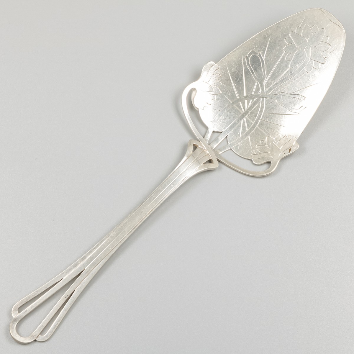 Taartschep Jugendstil, zilver.