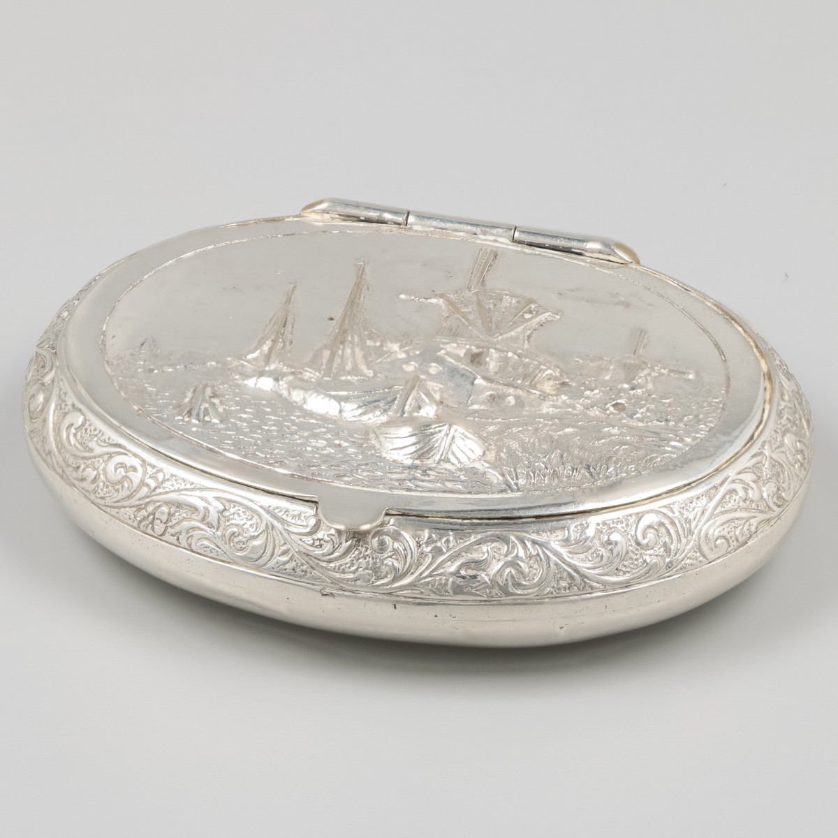 Snuifdoosje zilver.