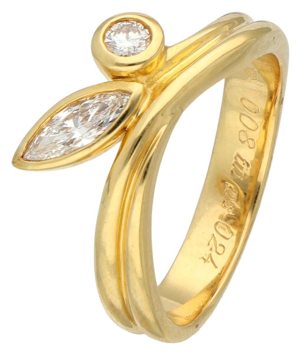 18K Geelgouden asymmetrische ring met marquise geslepen diamant.