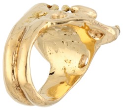 18K Geelgouden naturalistische ring met stersaffier.