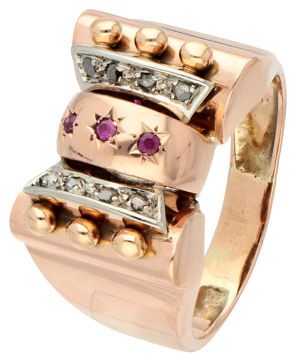 18K Roségouden retro ring bezet met diamant en synthetische robijn.