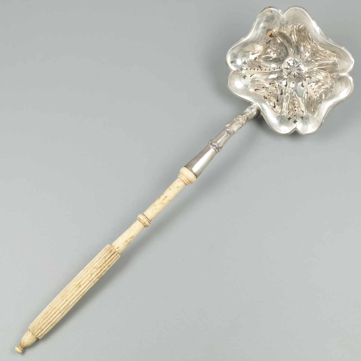 Strooilepel, Oostenrijk - Hongarije ca. 1825, zilver.