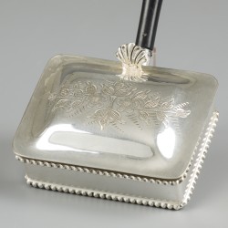 Asbakleger zilver.