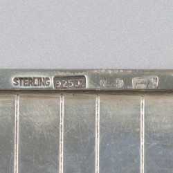 Sigarettenetui zilver.