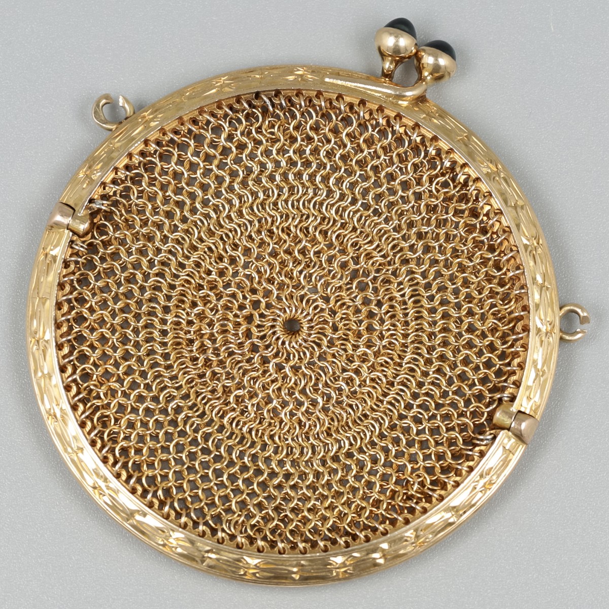 Beugelbeursje goud.