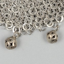 Beugelbeursje zilver.