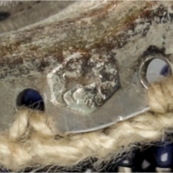Beugelbeursje zilver.
