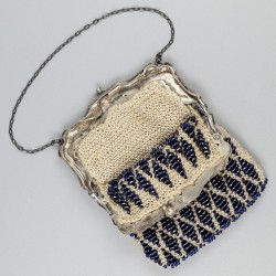 Beugelbeursje zilver.