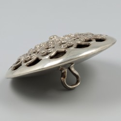 Broekstukken / knopen (2), Hendrik van Laar, Rotterdam 1788, zilver.