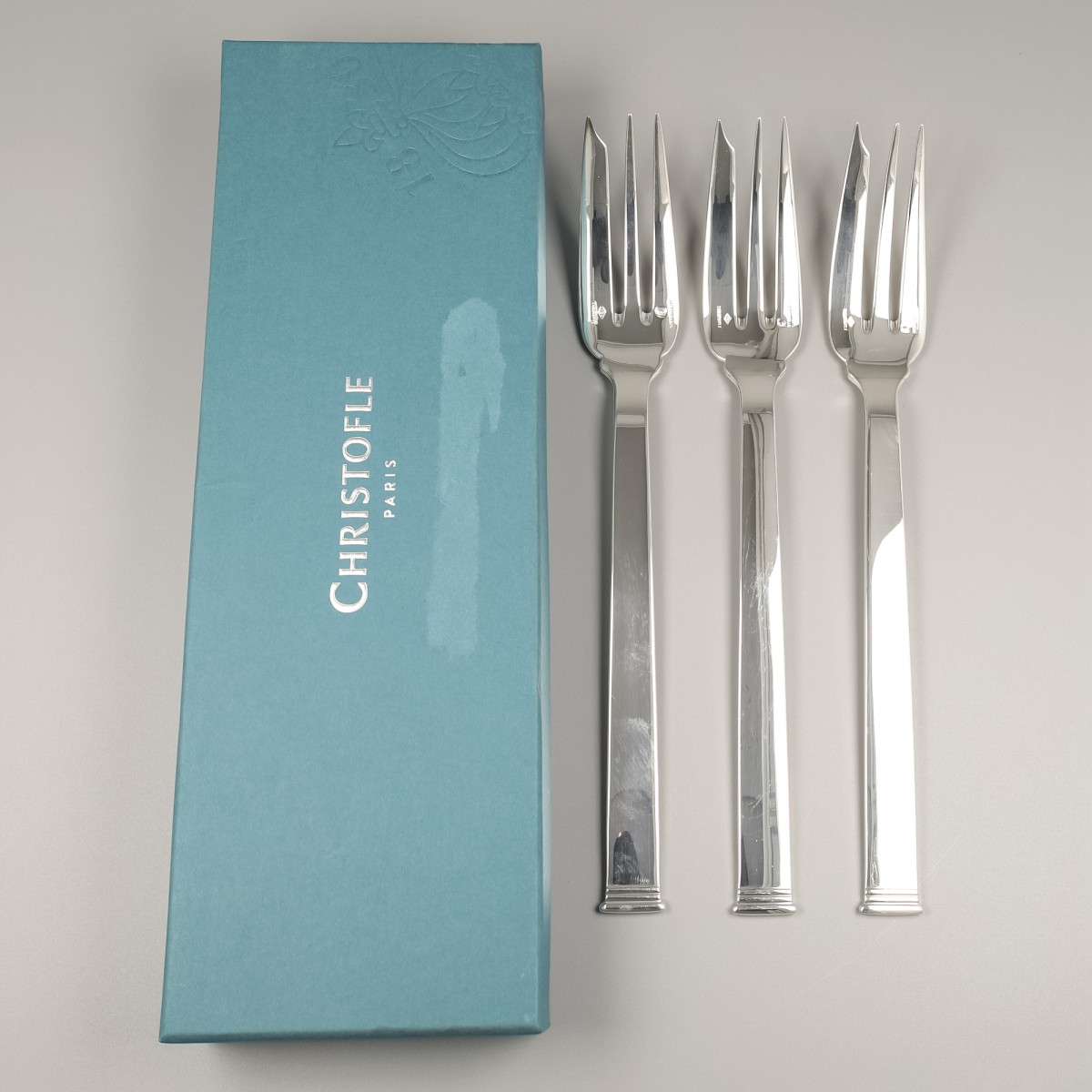 Christofle 3-delig lot vlees-serveervorken, model Commodore, Sterling zilver.