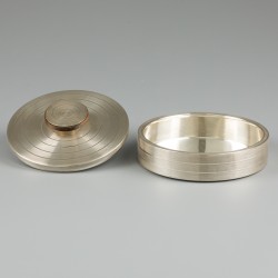 Kaptafeldoos zilver.