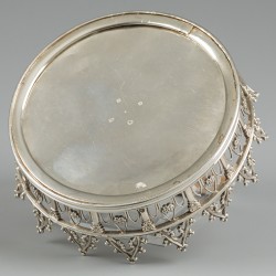 ''Kroon'' flessenbak, H.A.W. Wegman, Delft 1843, zilver.