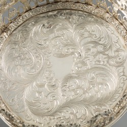 ''Kroon'' flessenbak, H.A.W. Wegman, Delft 1843, zilver.