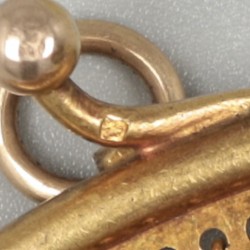 Beugelbeursje goud.