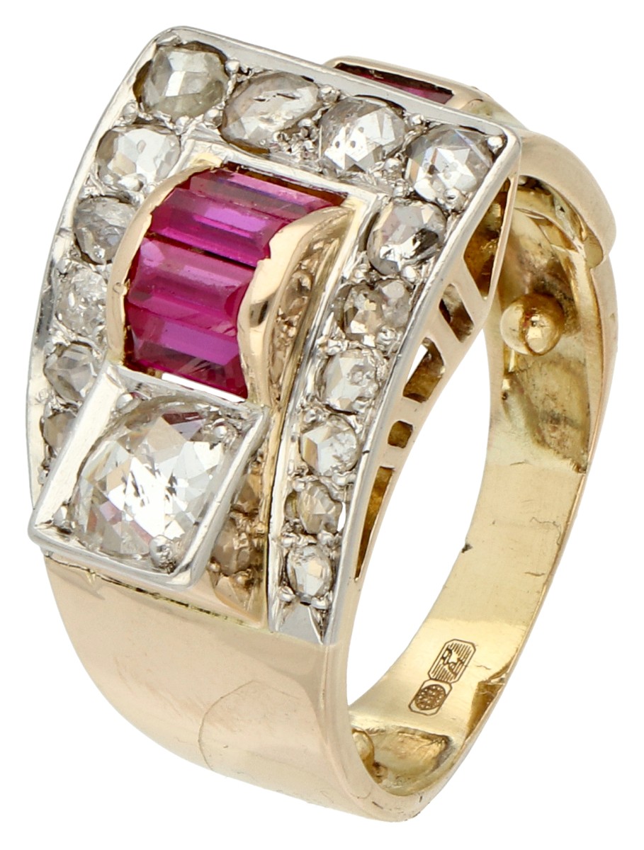 14K Geelgouden retro tank ring bezet met diamant en synthetische robijn.