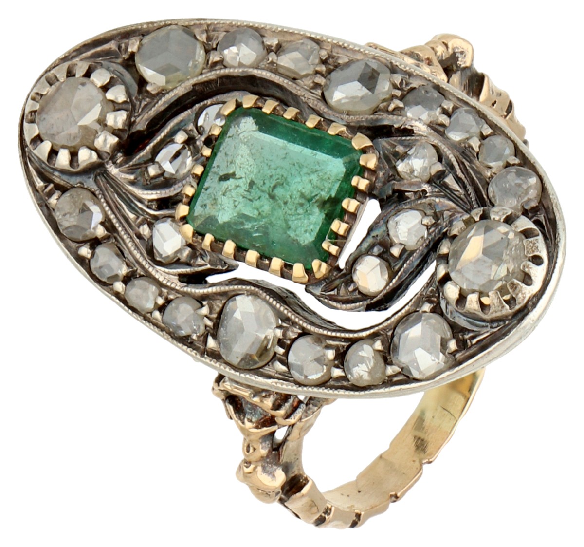 18K Bicolour gouden entourage ring bezet met ca. 0.62 ct. smaragd.