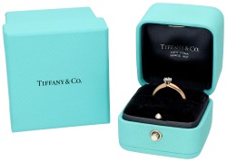 No reserve - Tiffany & Co. 18K roségouden solitaire ring met IF / G diamant van 0.21 ct. 