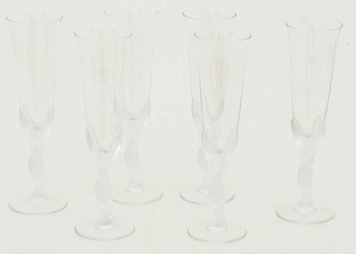 Een (6) delig lot kristallen Igor Carl Fabergé champagne flutes - Kissing Doves. Frankrijk, 20e eeuw.