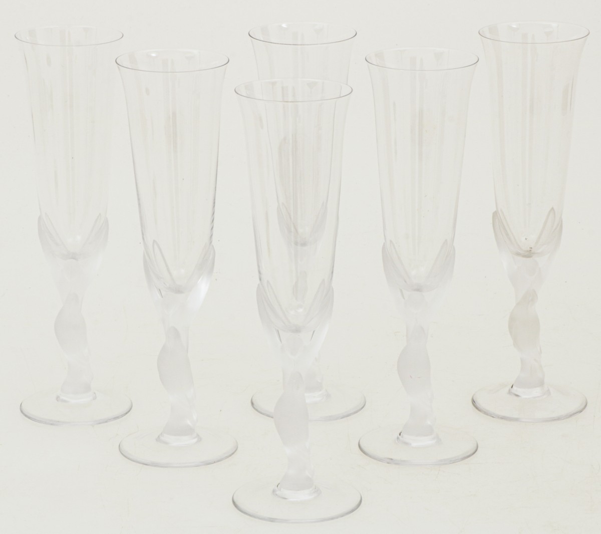 Een (6) delig lot kristallen Igor Carl Fabergé champagne flutes - Kissing Doves. Frankrijk, 20e eeuw.