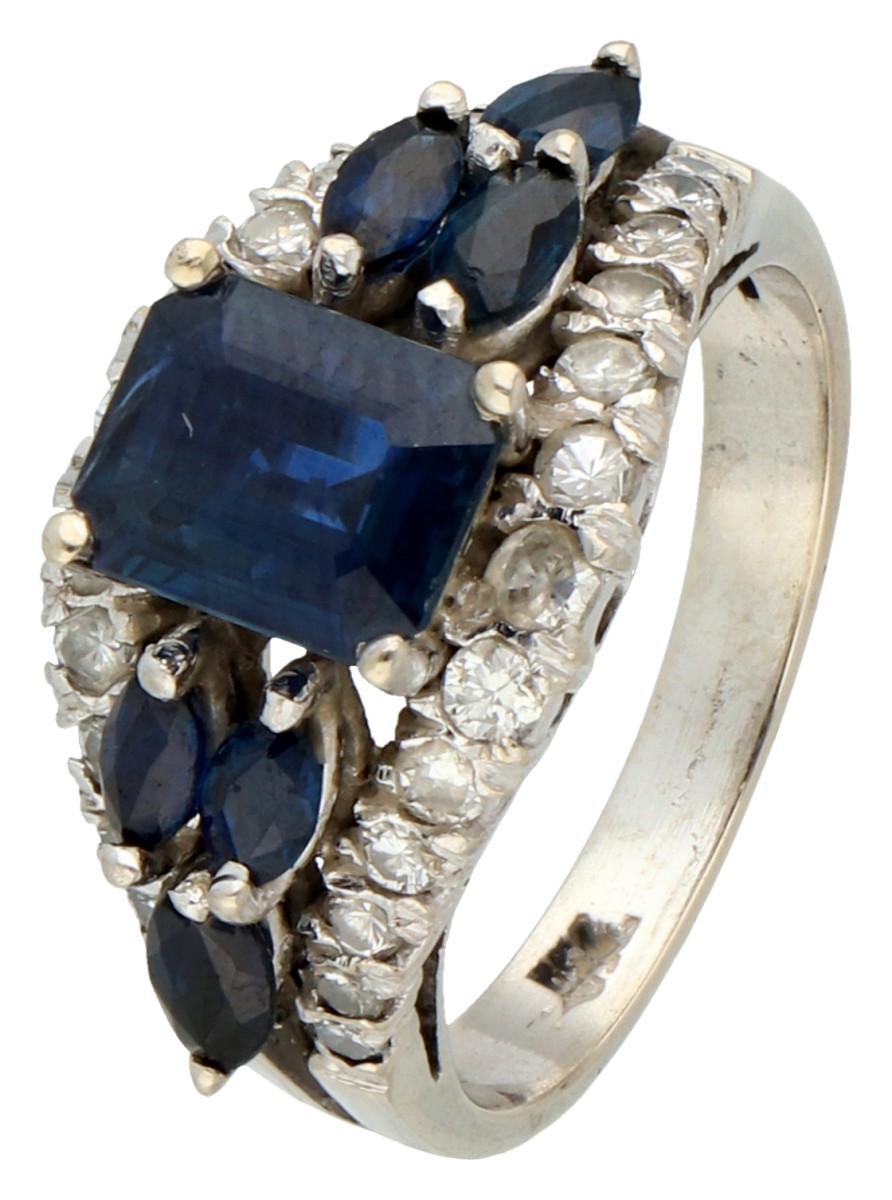 18K Witgouden ring bezet met ca. 1.55 ct. natuurlijke saffier en diamant.