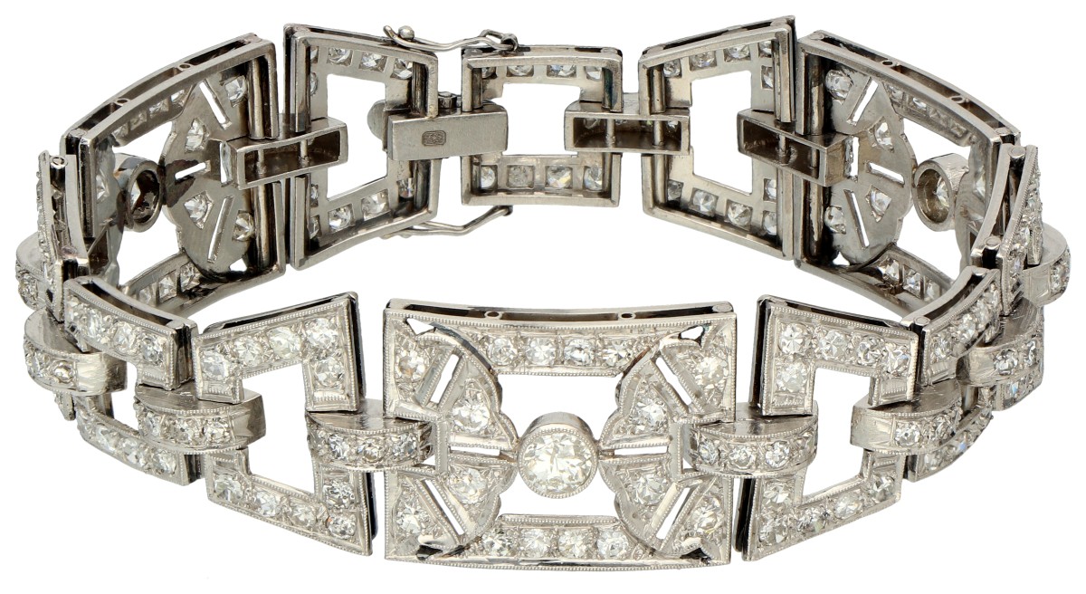 Platina Art Deco armband bezet met ca. 2.53 ct. diamant.