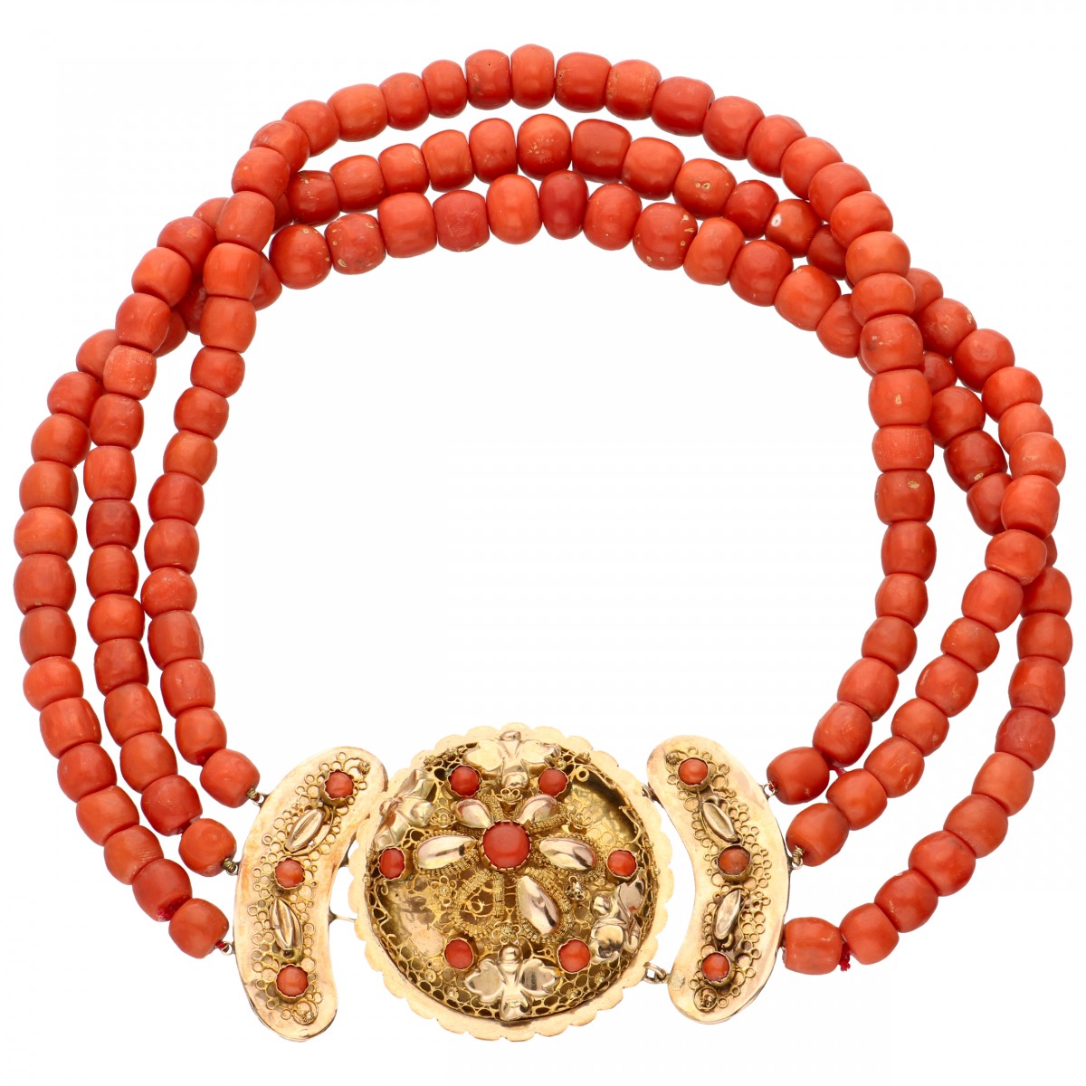 Drierijig antiek bloedkoralen collier met een geelgouden / rosegouden sluiting - 14 kt.