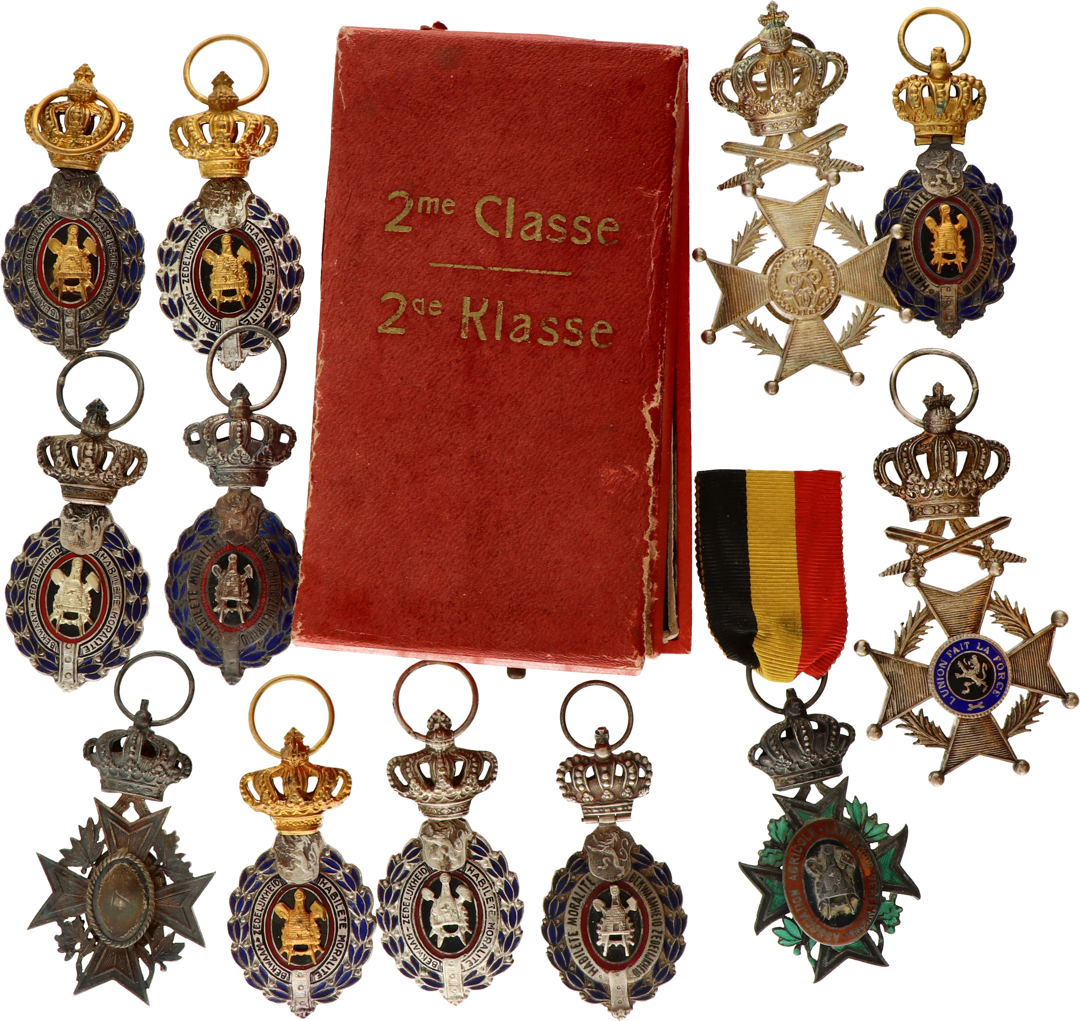 Belgium. 19th - 20th century. Lot (13) Labor decorations and Order crosses.