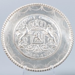 2-delige set broekstukken - streekdracht Walcheren, zilver.