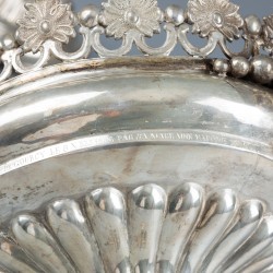 Godslamp, Frankrijk ca. 1870, zilver (geschenk van Barones de Woot aan familie de Gourcy).