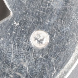 Tasbeugel met rokhaak (1788 / 1817) zilver.