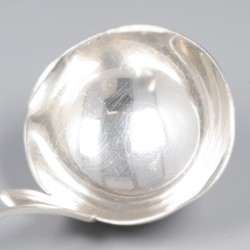 Sauslepel zilver.