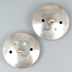 Broekstukken / knopen (2), Hendrik van Laar, Rotterdam 1788, zilver.