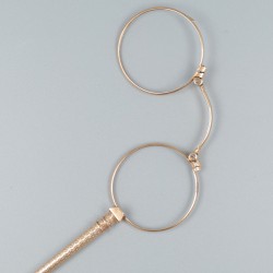 Lorgnette goud.