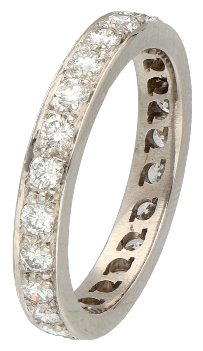 18K Witgouden alliance ring volledig bezet met ca. 0.75 ct. diamant.