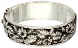 No reserve - 935 Zilveren vintage bangle armband met floraal motief.