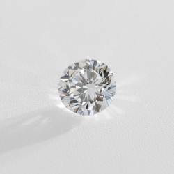 1.57 ct. GIA gecertificeerde natuurlijke diamant.