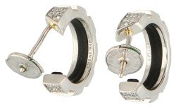 Chaumet 18K witgouden oorstekers 'Class One' bezet met ca. 0.58 ct. diamant.