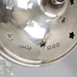 No reserve - Kristal glazen suikerstrooibus met zilveren dop.