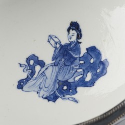 No reserve - Kangxi porseleinen kom met hengsel zilver.