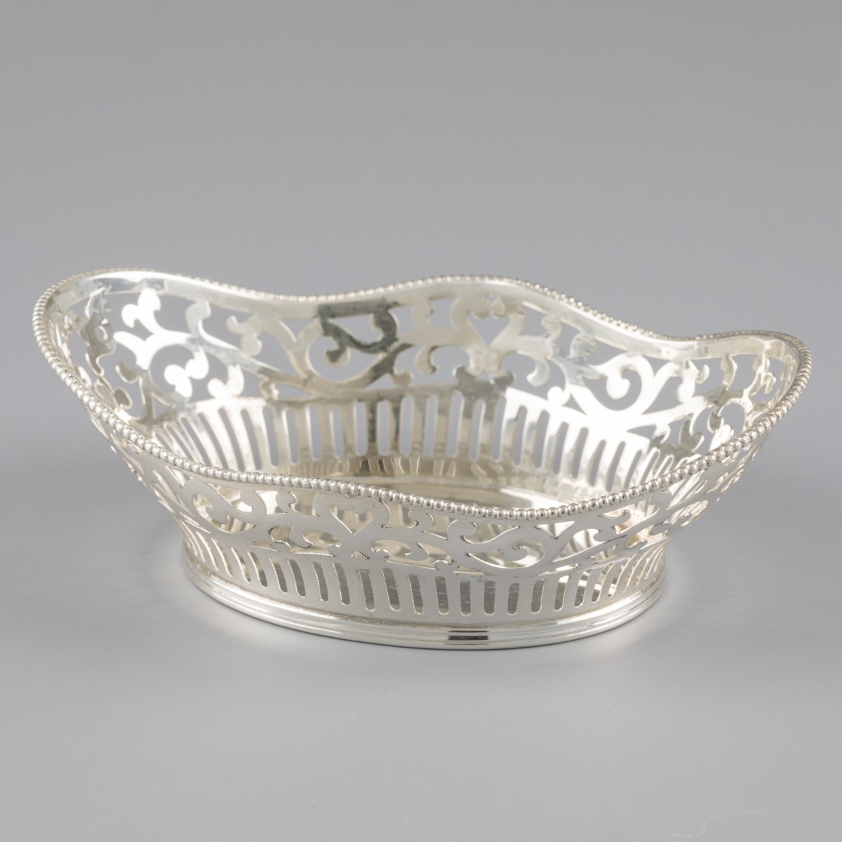 No reserve - Bonbonmand zilver.